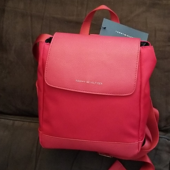 tommy hilfiger alva quilted backpack